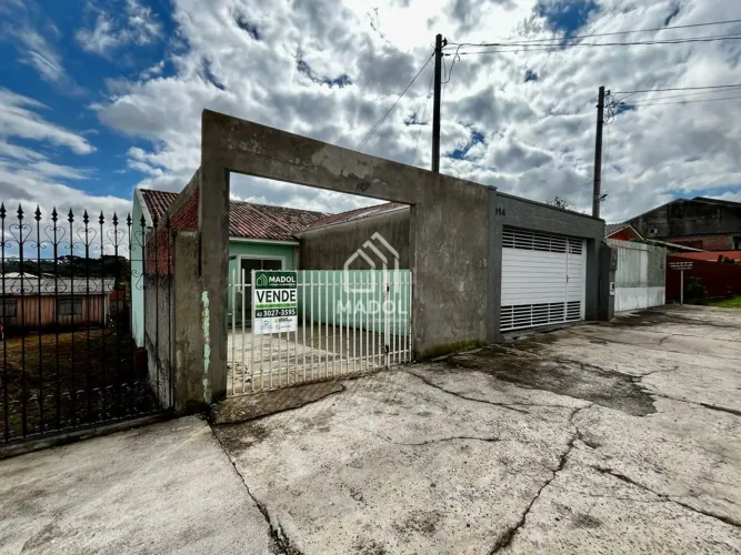Casa com 2 Quartos à Venda no Jd. Paraiso de Ponta Grossa