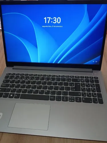 Vende-se notebook