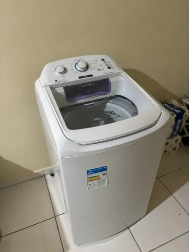 Máquina de lavar eletro 8,5kg