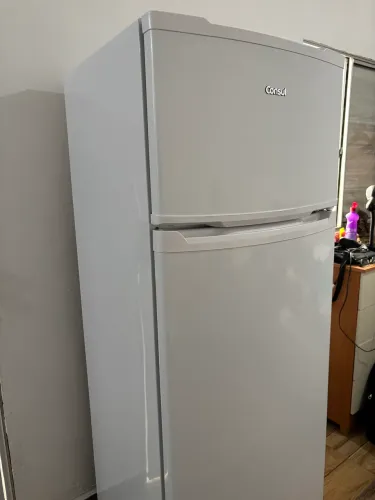 GELADEIRA CONSUL CYCLE DEFROST DUPLEX 334L BRANCA COM FREEZER SUPERCAPACIDADE