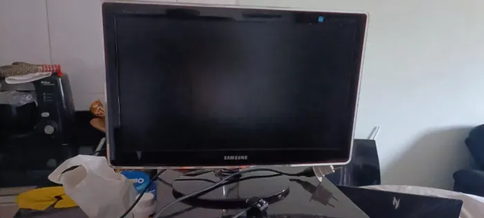 Vende monitor TV LCD 22 Samsung p2270hn