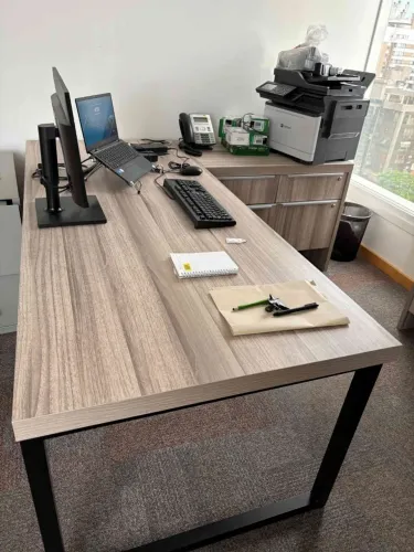 Mesa escritório/ escrivaninha MDF