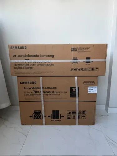 Ar Condicionado Split Hi Wall Samsung WindFree AI Inverter 12.000 Btus Frio 220v R-32
