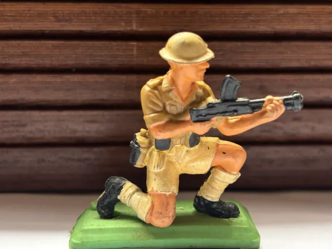 BRITAINS DSG * WWII CANADIAN CORPS na ITÁLIA 1944 * SOLDADOS DE BRINQUEDO DE PLÁSTICO.