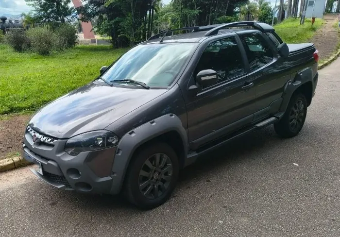 Fiat Strada Adventure1.8/ 1.8 Locker Flex CD 2020