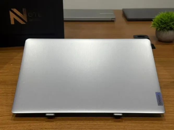 Notebook Lenovo IdeaPad 3 11ª Geração 12GB RAMM SSD NVMe 15.6" - Garantia e NF