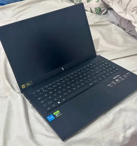 Acer Nitro V15 i5 RTX 3050 16GB RAM SSD 512GB