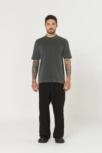 44% OFF - QUEIMA DE ESTOQUE | Camisetas Oversized sem costura lateral