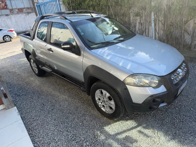 Fiat Strada Adventure1.8/ 1.8 Locker Flex CD 2012