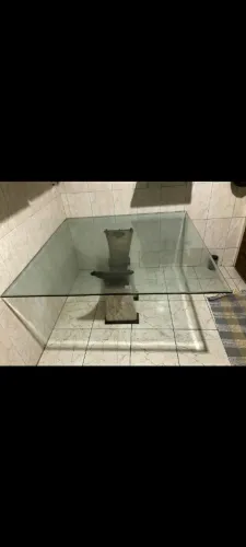 Vende tampo de mesa , vidro temperado 1,50 /150 R$ 600,00 3× cartão R$500,00 A vista