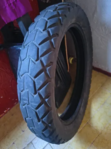 2 pneus Michelin para Bros