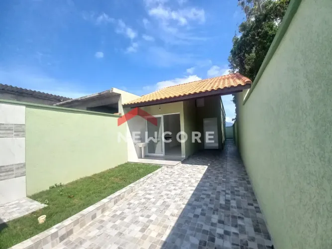 Casa em Rua Triunfo - Cidade Nova Peruíbe - Peruíbe/SP