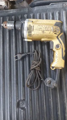 Furadeira Makita HP1630