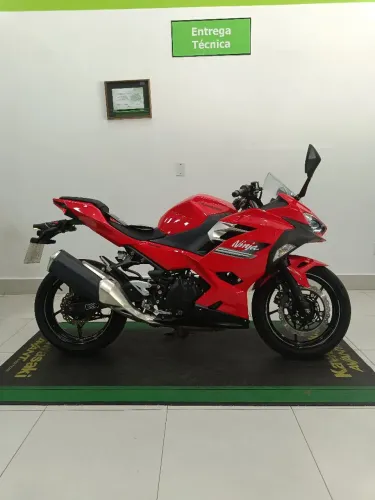 KAWASAKI NINJA 400