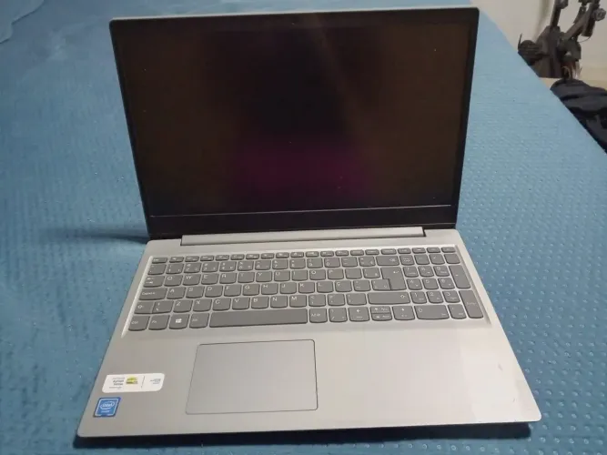 Notebook lenovo,troco em iPhone 13/14