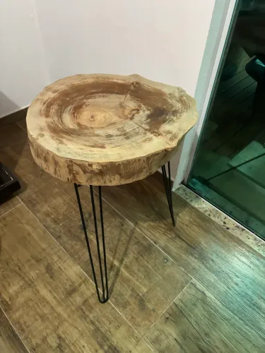 Mesa rústica artesanal