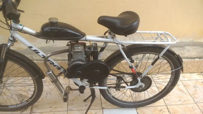 Bicicleta motorizada motor 4 tempos