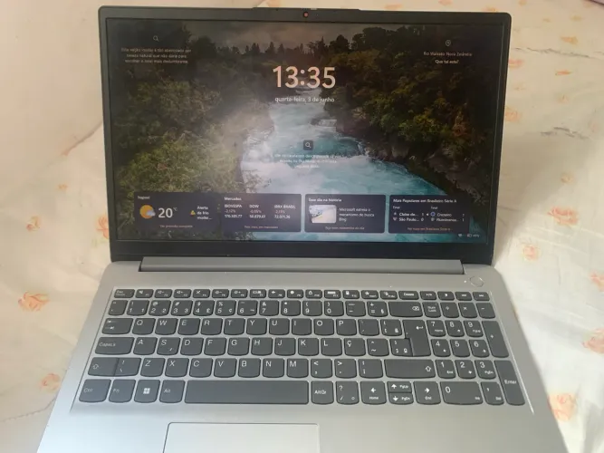 Lenovo Ideapad 1i