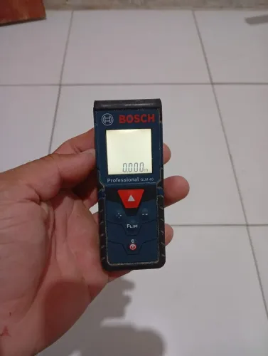 Trena a Laser Bosch GLM 40 Professional - Até 40 metros