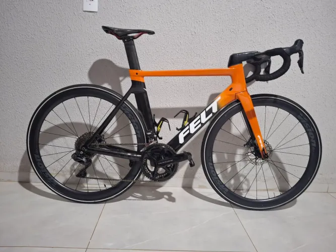 BICICLETA SPEED FELT AR