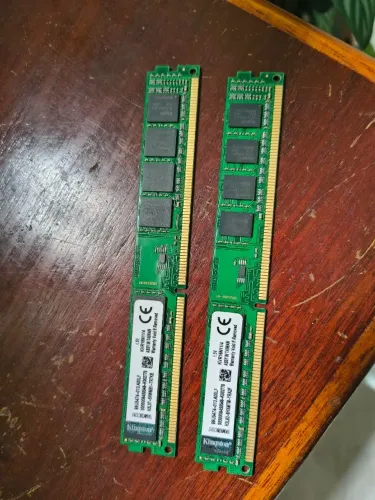Kit 2 - Memória Ddr3 4gb Kingston - Kvr16n11/4 (Usado)