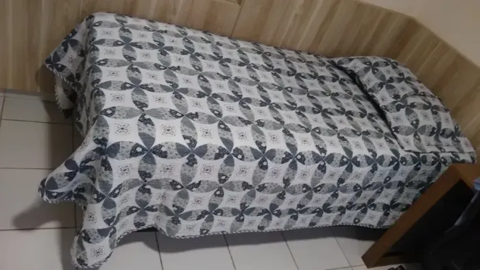 Colcha de cama edredom microfibra azul e branco dupla face (Usado)