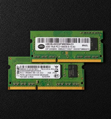 2 Pentes de memória para notebook 2gb DDR3 1333MHZ