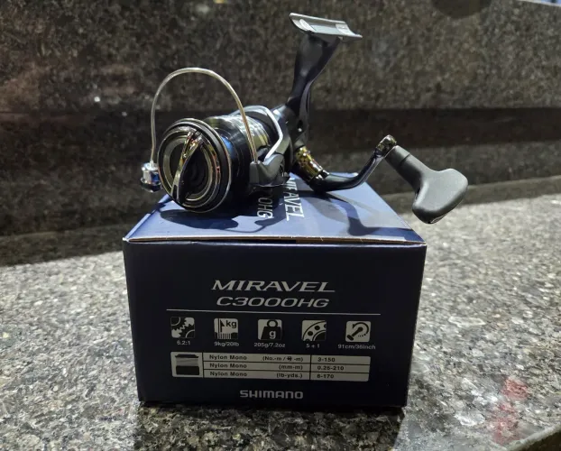 Molinete Shimano Miravel 3000HG pesca Novo!