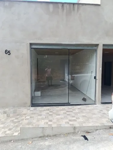 OPORTUNIDADE: Ponto Comercial 30m² - Baiminas - Em frente ao Ponto de Ônibus