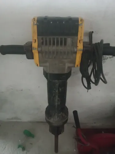 Martelete 30 kg Dewalt