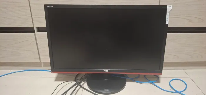 Monitor Gamer AOC Sniper G2460VQ6 24? Full HD 75Hz 1ms FreeSync