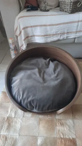 Caminha de madeira para cães raças pequenas