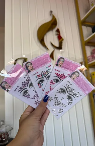 Adesivos de Pedrinhas de Carnaval para Rosto e Corpo 