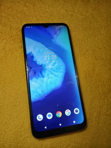 Moto g8 