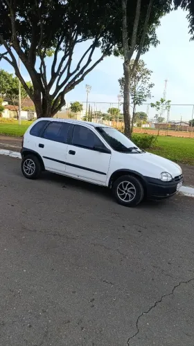 Chevrolet Corsa Super 1.0 MPFI / 2P E 4P 1997