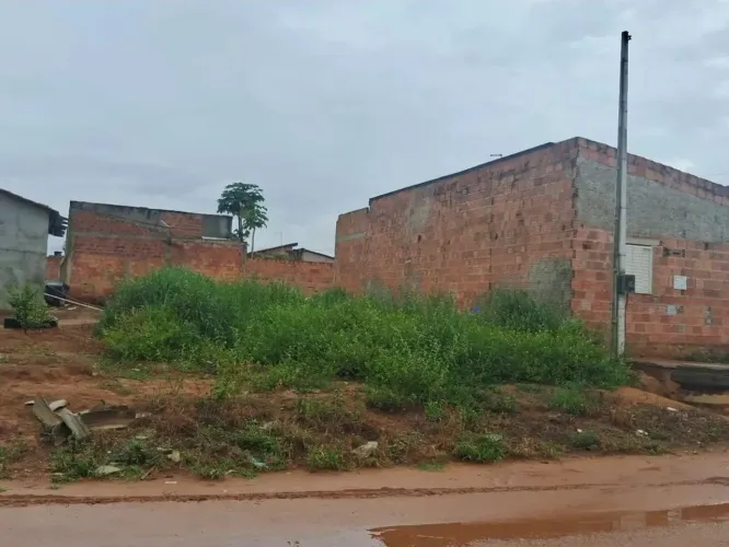 VENDO AGIO NO FLAMBOYANT PROXIMO A TEOTONIO SEGURADO.