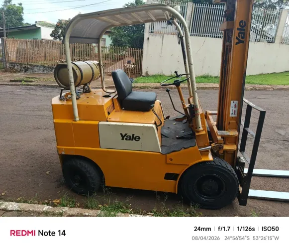 Empilhadeira Yale G83P