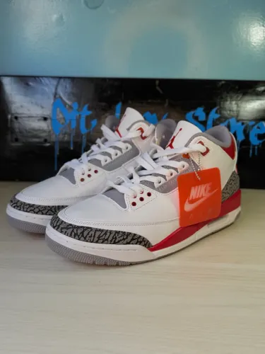 Tênis Air Jordan 3 retrô 