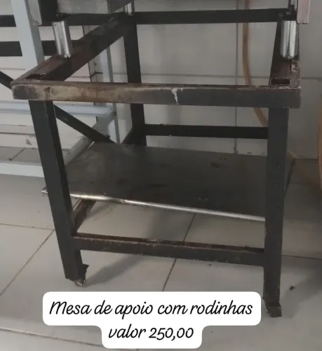 Mesa de apoio