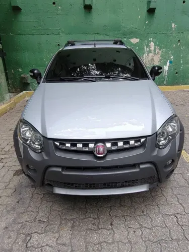 Fiat Strada Adv.1.8 16V Dualogic Flex CD 2013