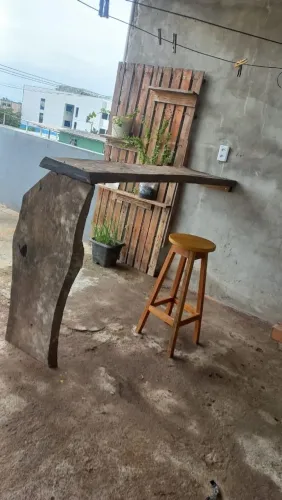 BALCÃO DE MADEIRA RÚSTICO