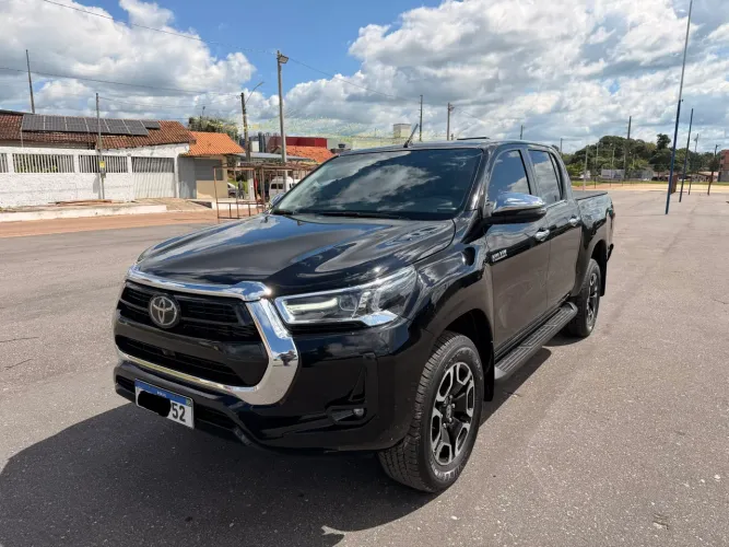 Toyota Hilux CD SRX 4X4 2.8 TDI 16V Diesel Aut. 2024