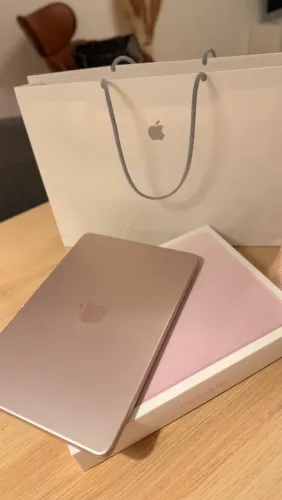 Mac book NEO 512G+Touch ID