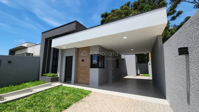 Linda Casa Nova e Moderna à Venda no Alto da Campina  ao lado do centro de Campina Grande 