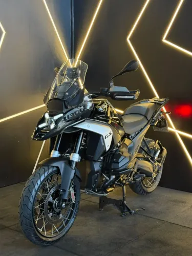 BMW GS 1300 TRIPLO BLACK 2025