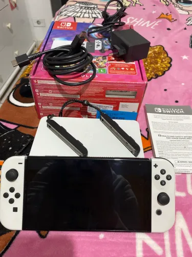 Nintendo Switch OLED Impecável