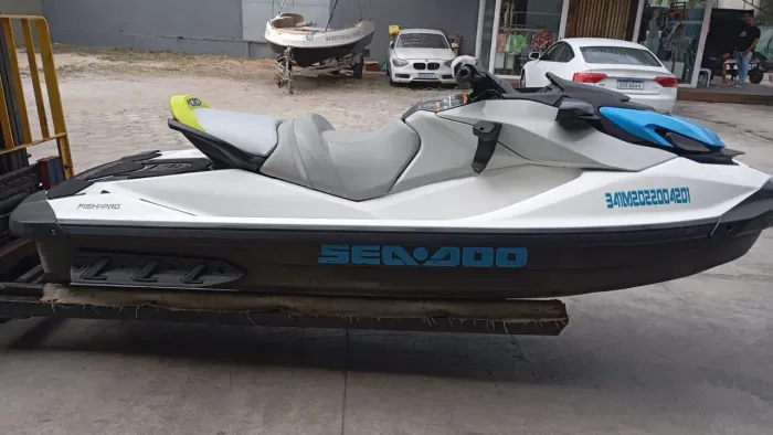 Jet-ski 1/10 cotista 