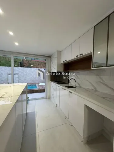Casa em Condomínio para Venda em Arujá, Condomínio Residencial Sunville, 4 dormitórios, 4