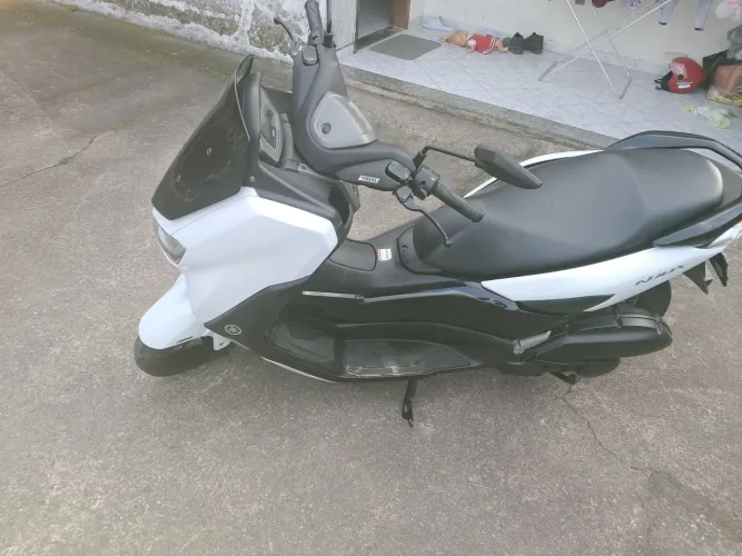 Moto em perfeito estado