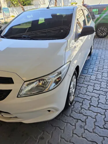 Chevrolet Onix JOY Hatch 1.0 8V Flex Mec. 4P 2017
